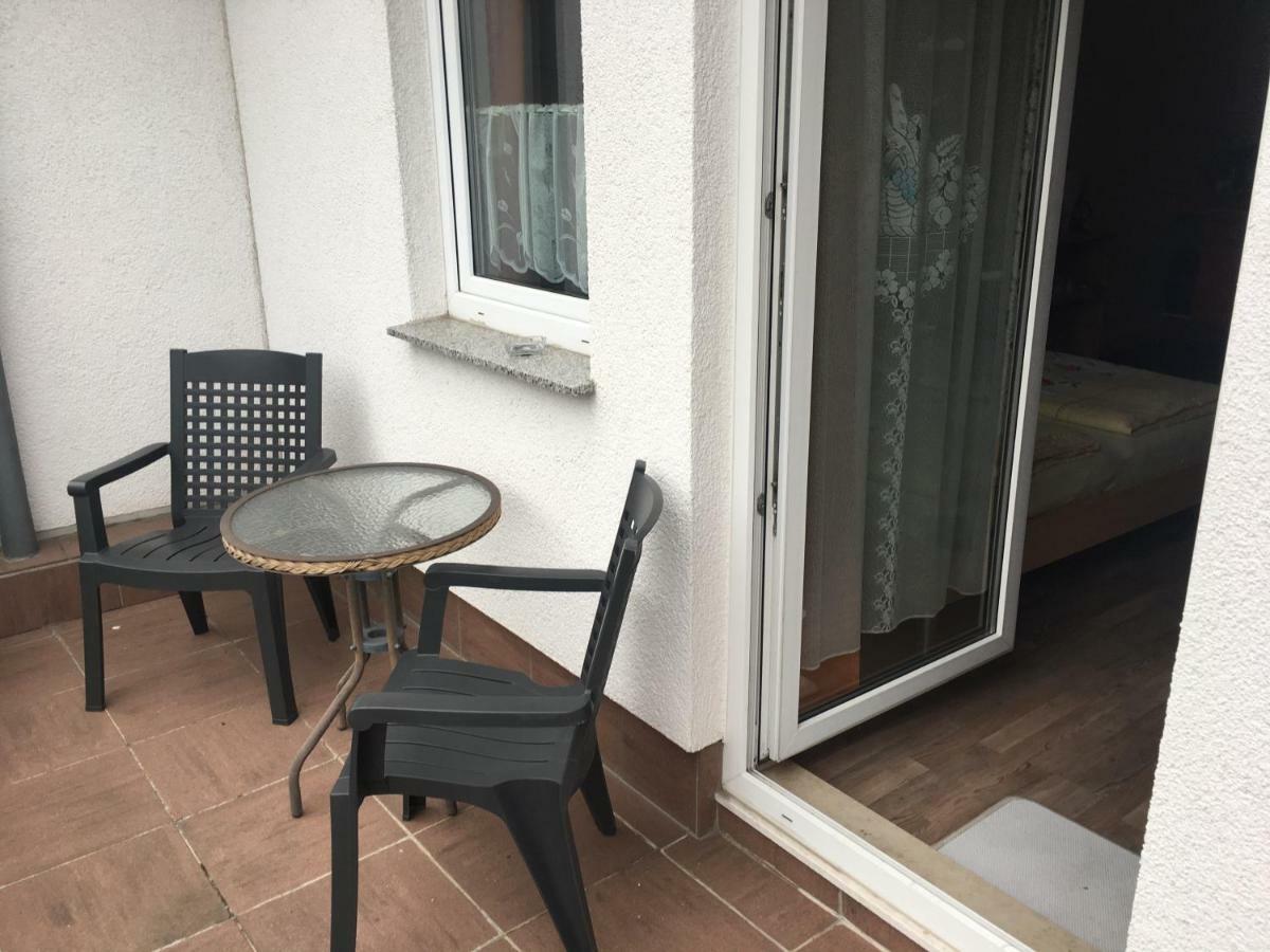 Gaestezimmer Siminciuc Ξενοδοχείο Άαχεν Εξωτερικό φωτογραφία