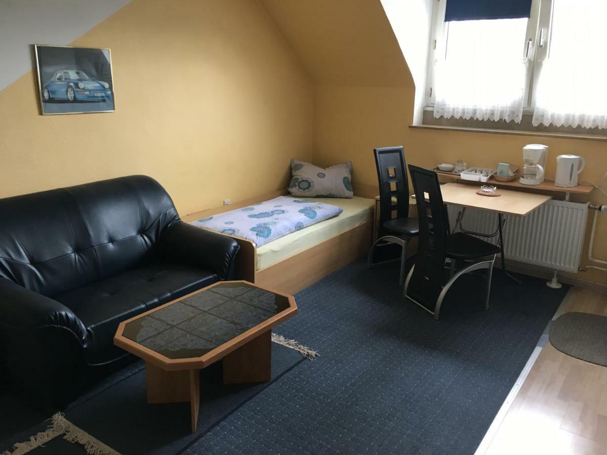 Gaestezimmer Siminciuc Ξενοδοχείο Άαχεν Εξωτερικό φωτογραφία