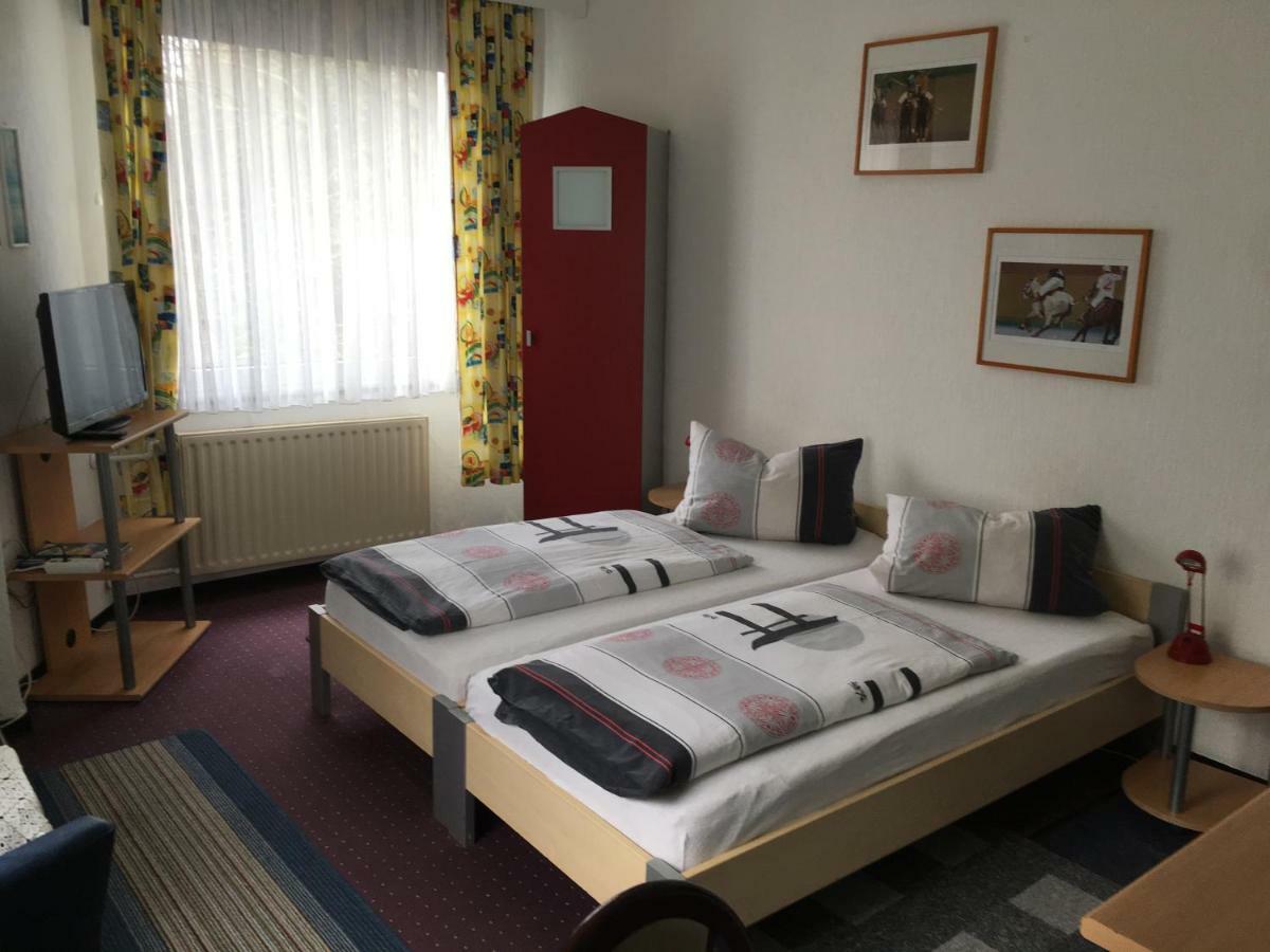 Gaestezimmer Siminciuc Ξενοδοχείο Άαχεν Εξωτερικό φωτογραφία