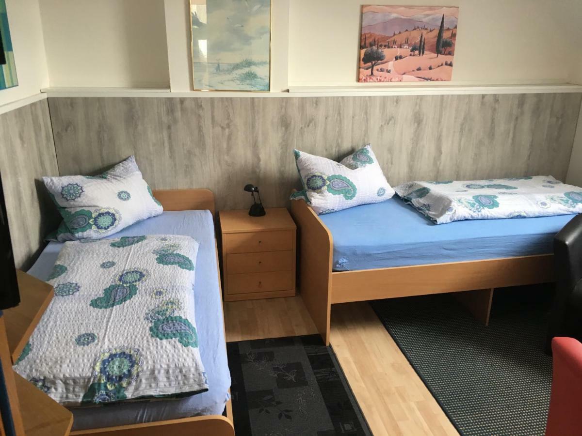 Gaestezimmer Siminciuc Ξενοδοχείο Άαχεν Εξωτερικό φωτογραφία