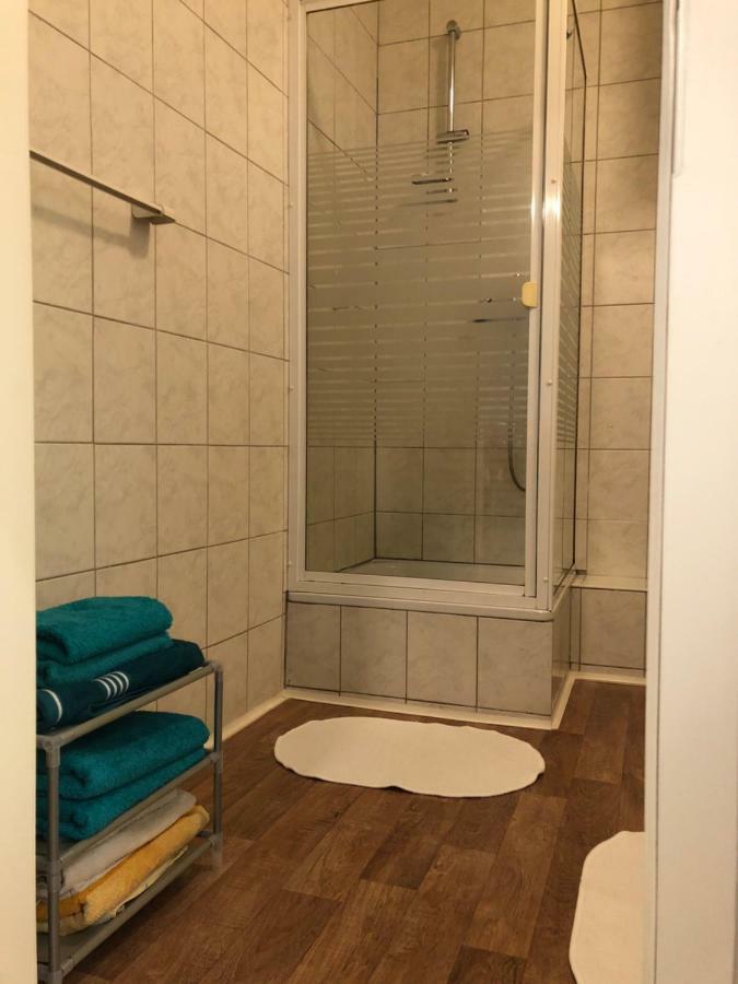 Gaestezimmer Siminciuc Ξενοδοχείο Άαχεν Εξωτερικό φωτογραφία